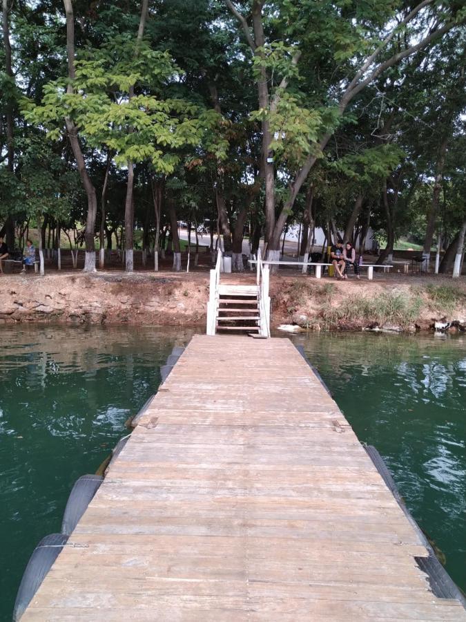 Apartamento Do Lago, Com Churrasqueira Privativa , Cozinha , Internet Banda Larga, Rampa Barco E Jet, Pesqueiro - B101 卡达斯诺瓦斯 外观 照片
